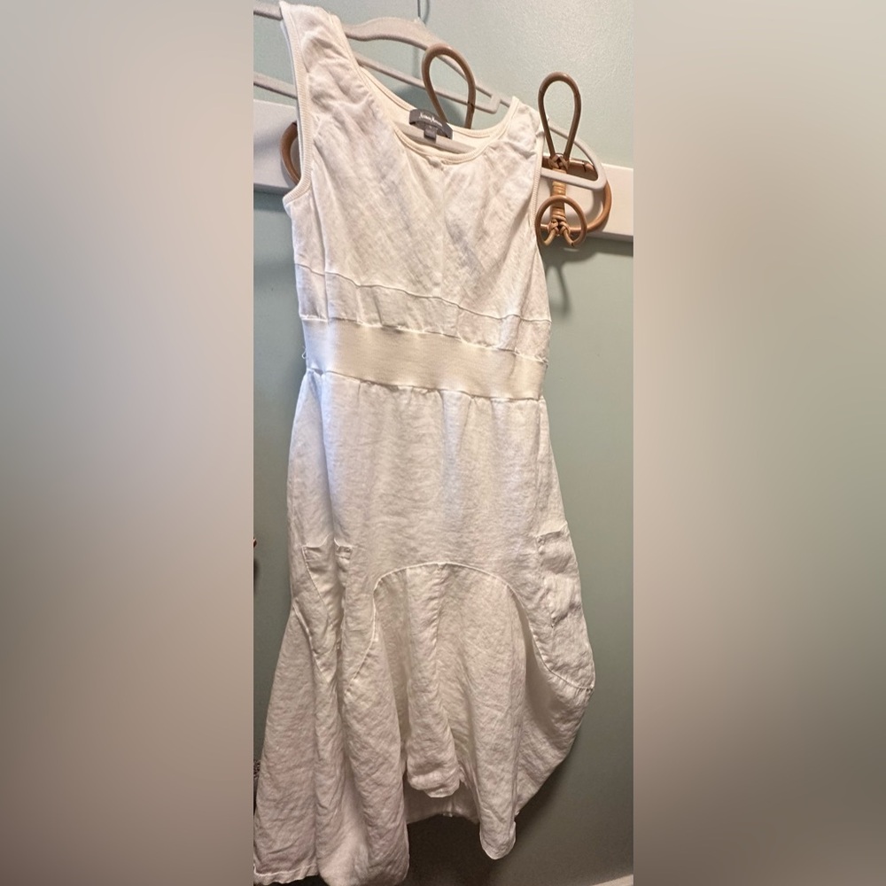 Neiman Marcus•white linen dress•size Sm